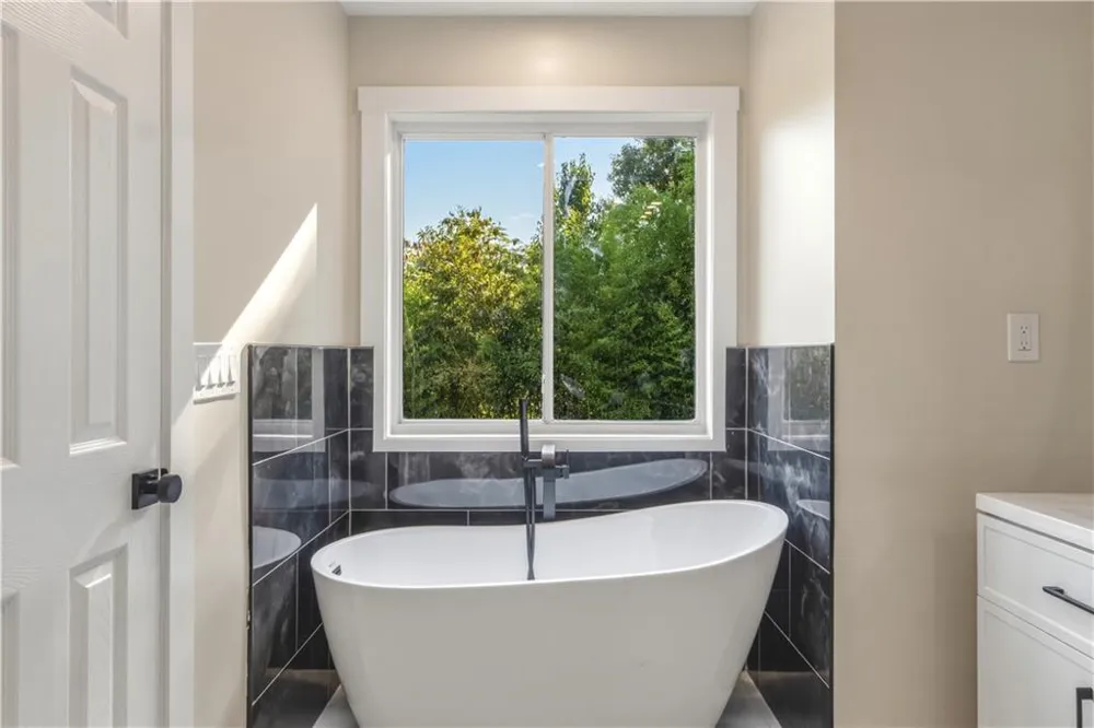 6802 Magnolia Park Drive Norcross, GA 30093