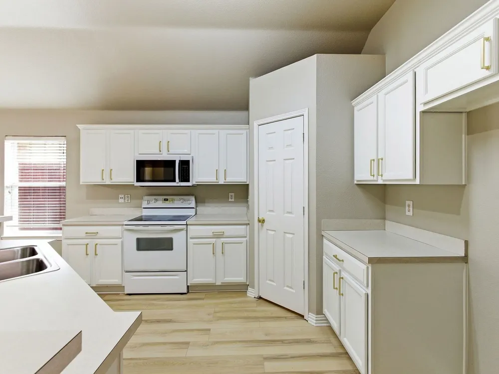 90 Elmwood Trail Waxahachie, TX 75165