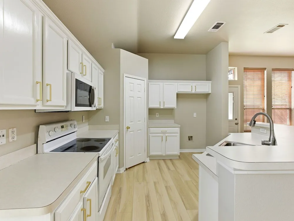 90 Elmwood Trail Waxahachie, TX 75165