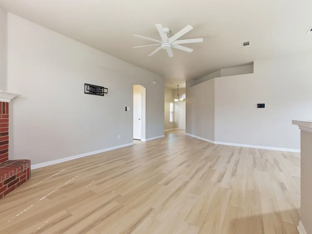 90 Elmwood Trail Waxahachie, TX 75165