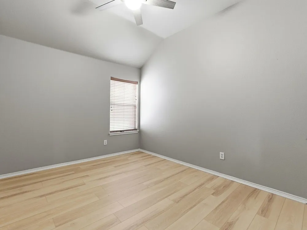 90 Elmwood Trail Waxahachie, TX 75165