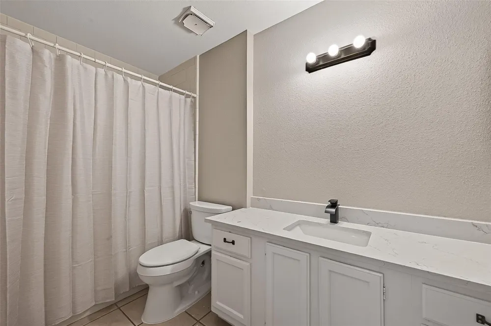 715 Fork Court Katy, TX 77450