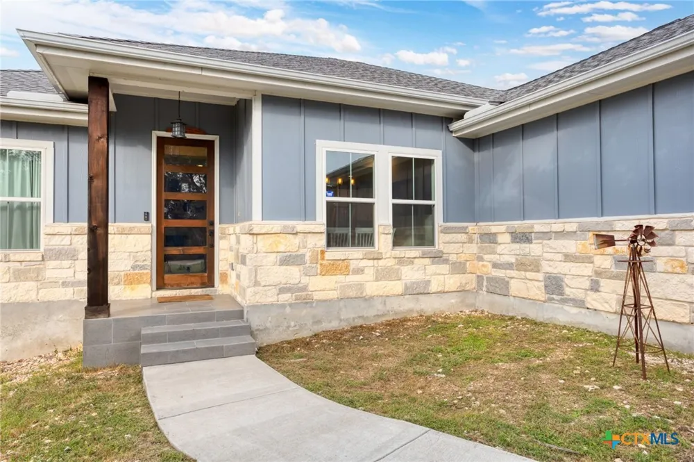 315 Hilltop Ridge New Braunfels, TX 78132