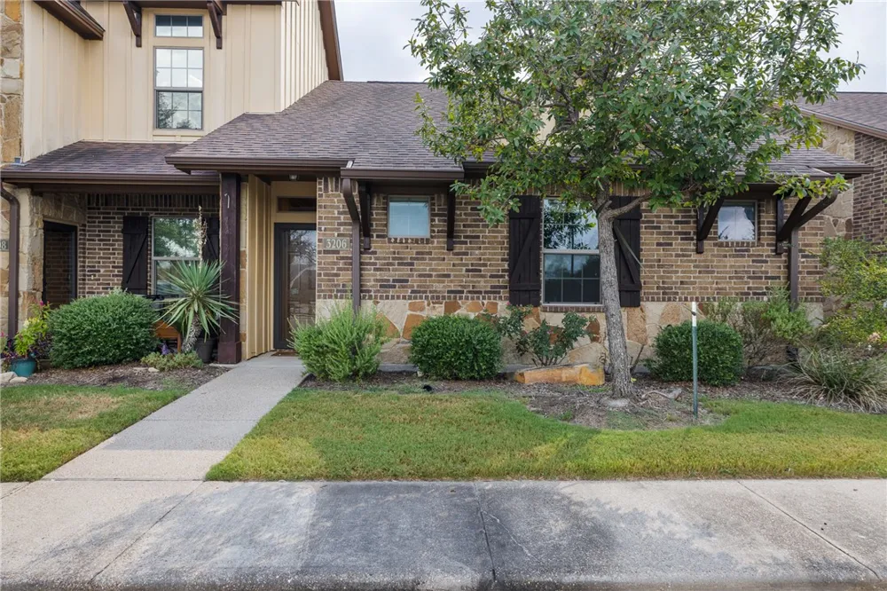 3206 Airborne Avenue College Station, TX 77845