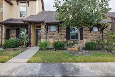 3206 Airborne Avenue