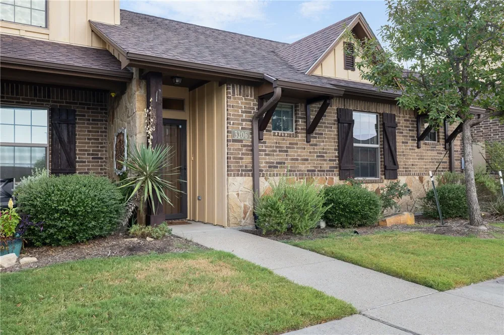 3206 Airborne Avenue College Station, TX 77845