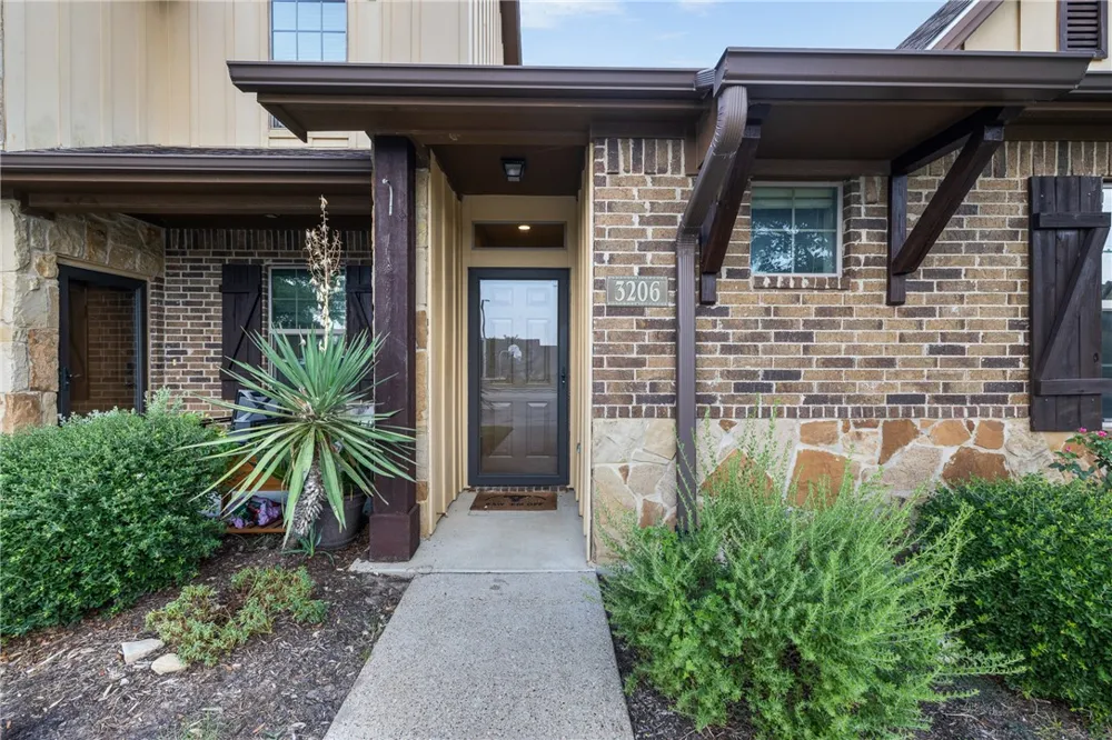 3206 Airborne Avenue College Station, TX 77845