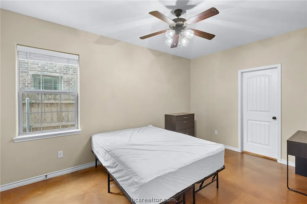 3206 Airborne Avenue College Station, TX 77845