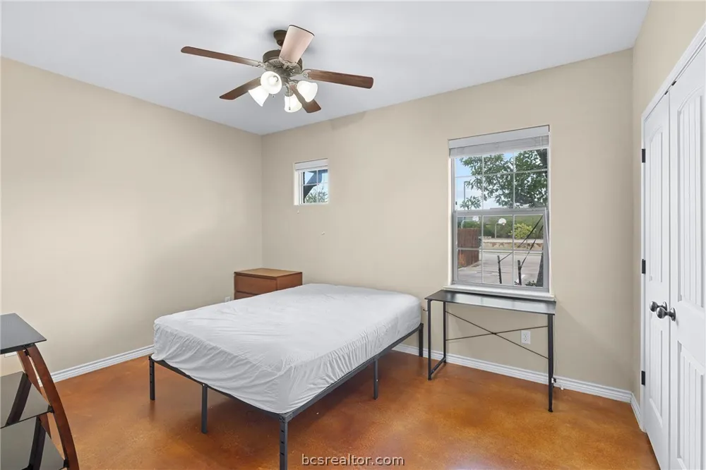 3206 Airborne Avenue College Station, TX 77845