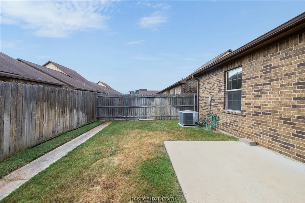 3206 Airborne Avenue College Station, TX 77845
