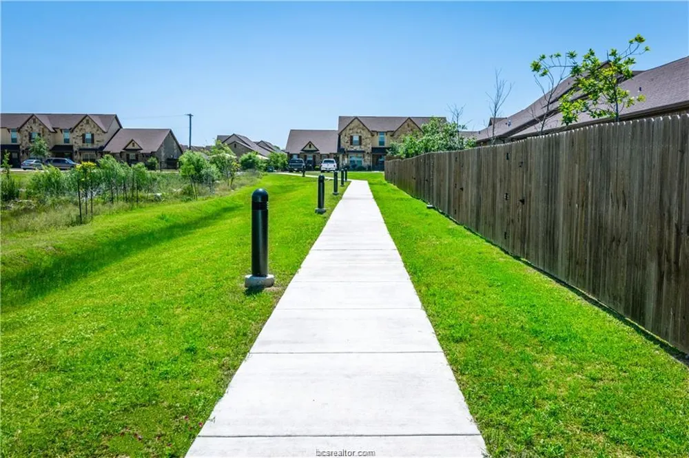3206 Airborne Avenue College Station, TX 77845