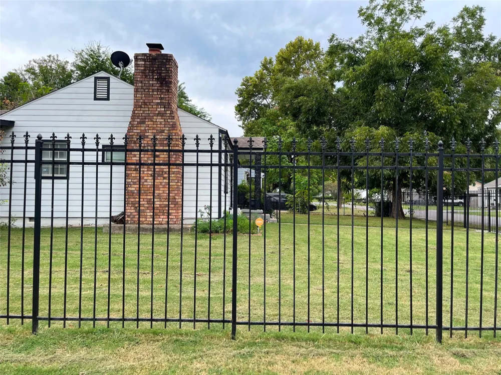 1649 Columbia Place Tulsa, OK 74110