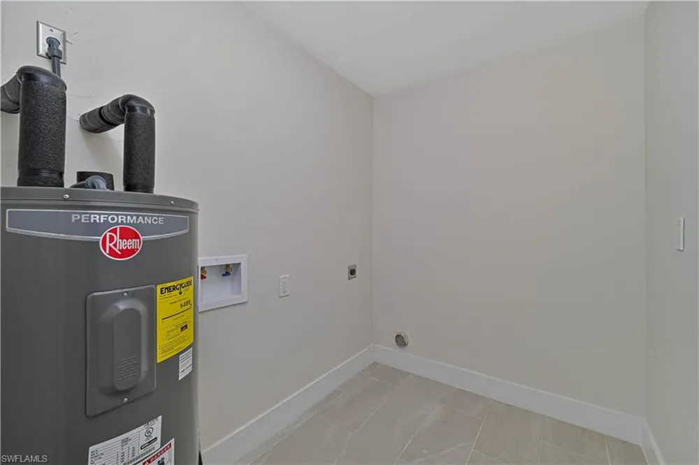 367 Rosemont Drive Fort Myers, FL 33916