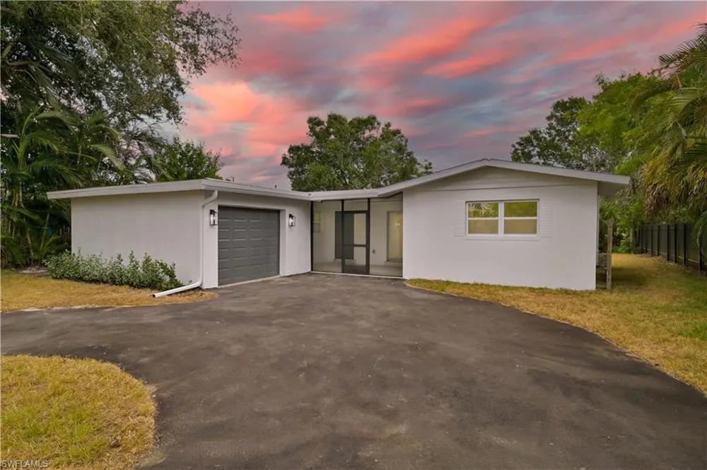 367 Rosemont Drive Fort Myers, FL 33916