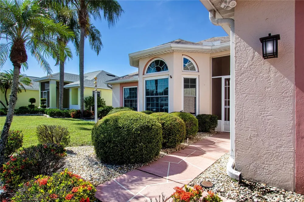 2424 E DEL WEBB BOULEVARD Sun City Center, FL 33573