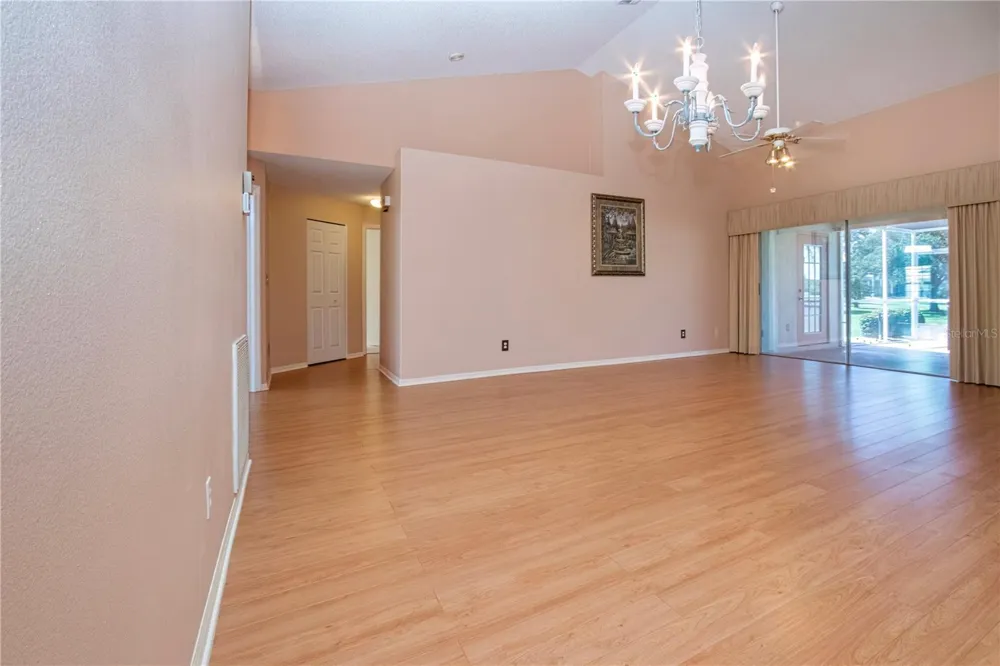 2424 E DEL WEBB BOULEVARD Sun City Center, FL 33573
