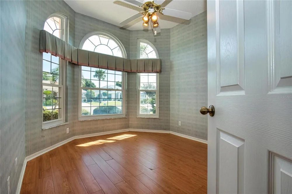 2424 E DEL WEBB BOULEVARD Sun City Center, FL 33573