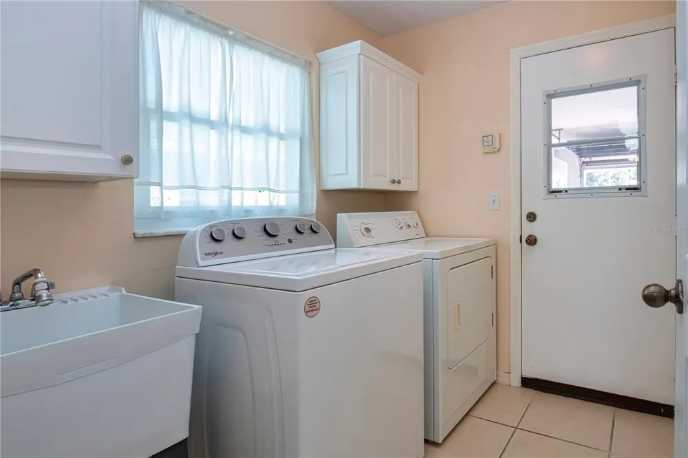 2424 E DEL WEBB BOULEVARD Sun City Center, FL 33573