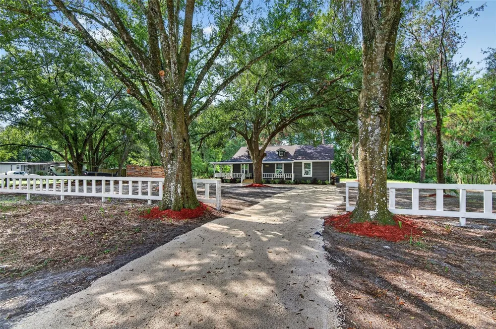 26314 GLENWOOD DRIVE Wesley Chapel, FL 33544