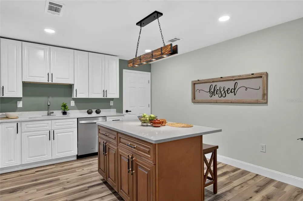 26314 GLENWOOD DRIVE Wesley Chapel, FL 33544