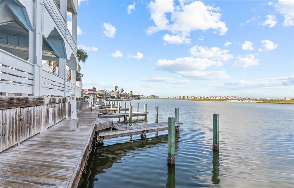 15110 Arashi Beach Drive Corpus Christi, TX 78418