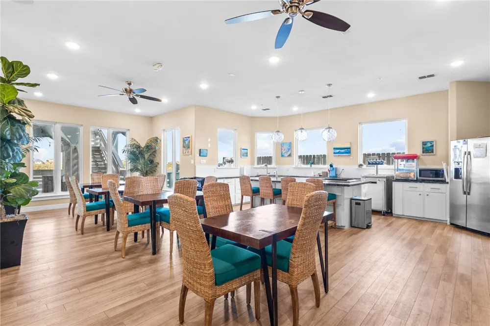 15110 Arashi Beach Drive Corpus Christi, TX 78418