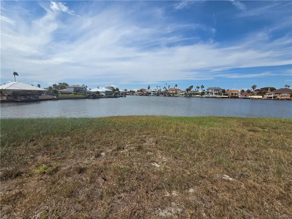 13902 Isla Colon Corpus Christi, TX 78418