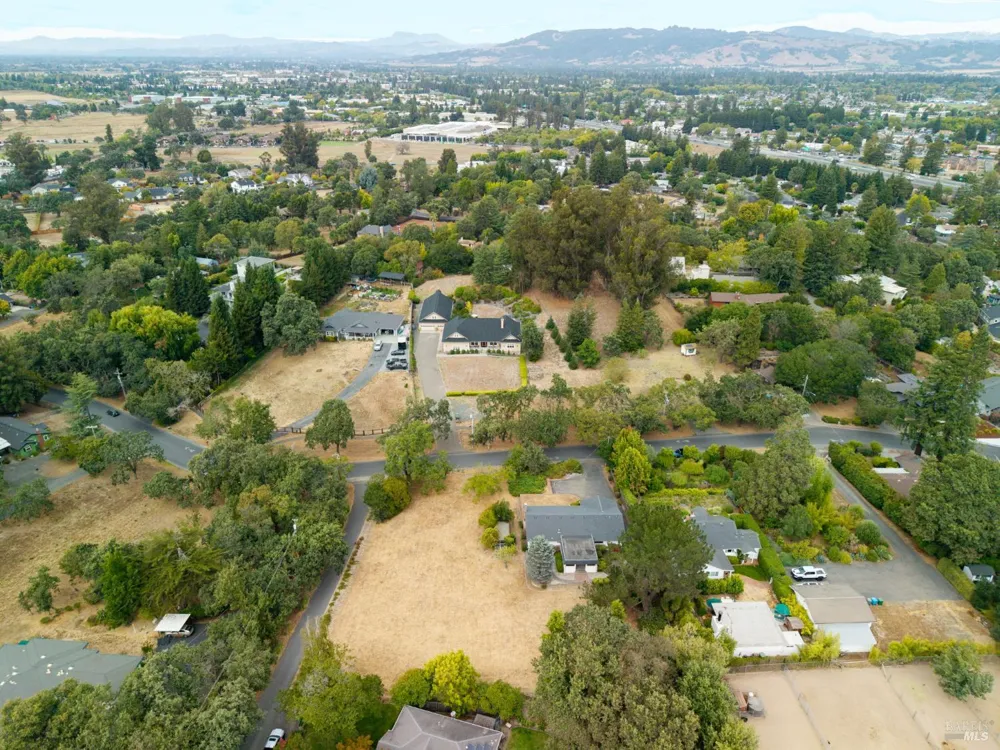 468 W School Street Cotati, CA 94931