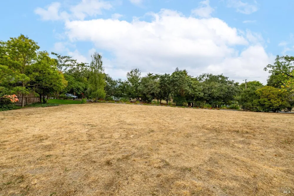 468 W School Street Cotati, CA 94931