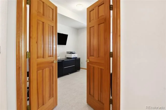 722 Ridgeside Drive Golden, CO 80401