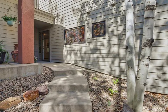 722 Ridgeside Drive Golden, CO 80401