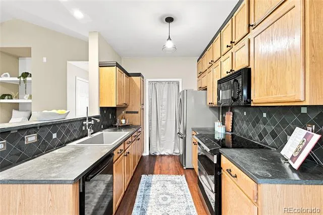8481 W Union Avenue #2-201 Littleton, CO 80123