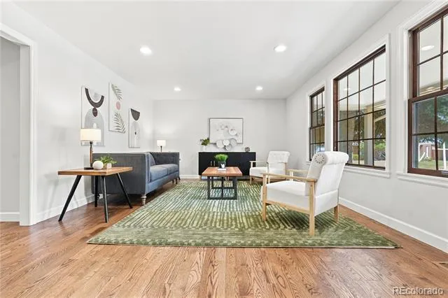 4075 S Poplar Way Denver, CO 80237