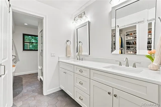4075 S Poplar Way Denver, CO 80237
