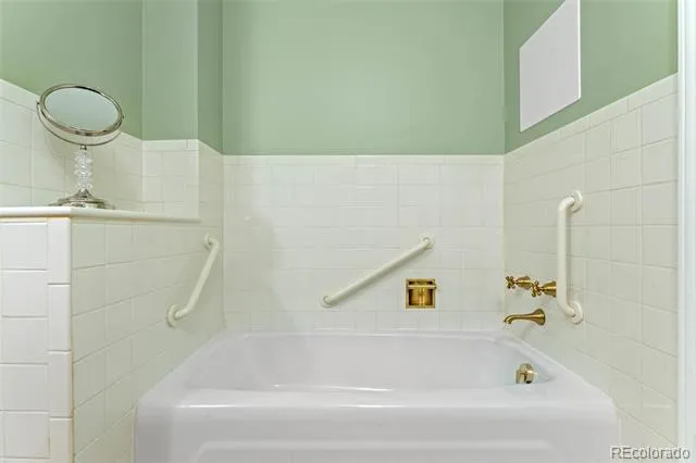 3423 S Race Street Englewood, CO 80113