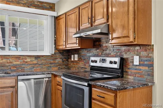 10594 Park Mountain E Littleton, CO 80127