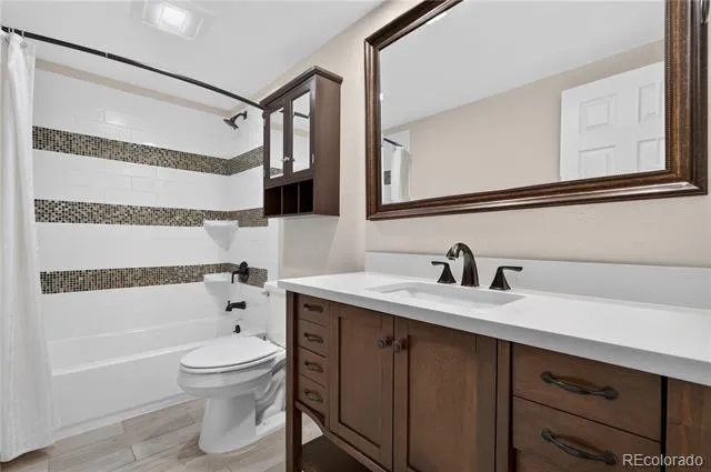 10594 Park Mountain E Littleton, CO 80127