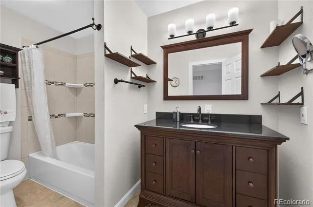 10594 Park Mountain E Littleton, CO 80127