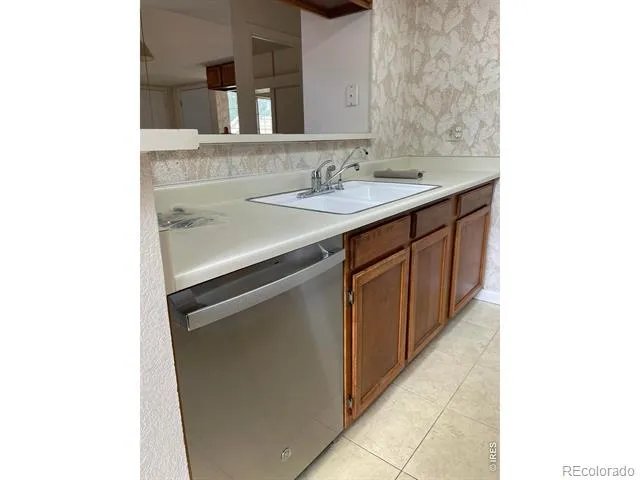 6036 Gunbarrel Avenue #B Boulder, CO 80301