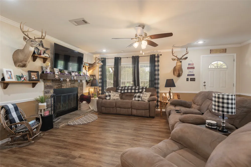 11482 County Road 440 Princeton, TX 75407
