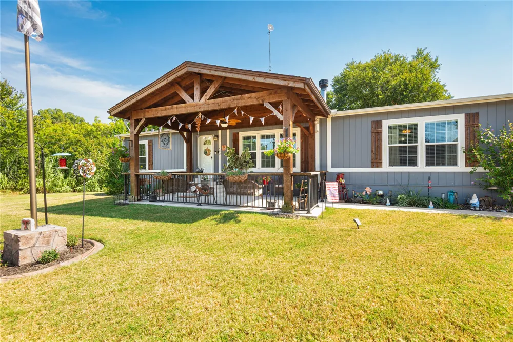 11482 County Road 440 Princeton, TX 75407