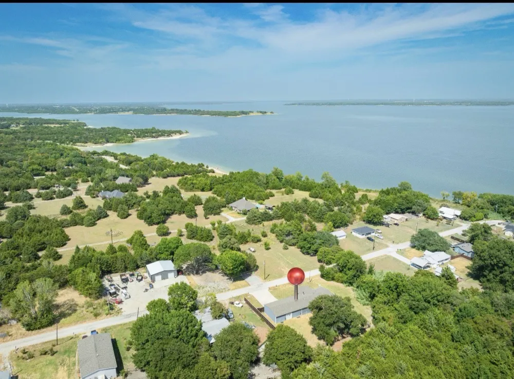 11482 County Road 440 Princeton, TX 75407