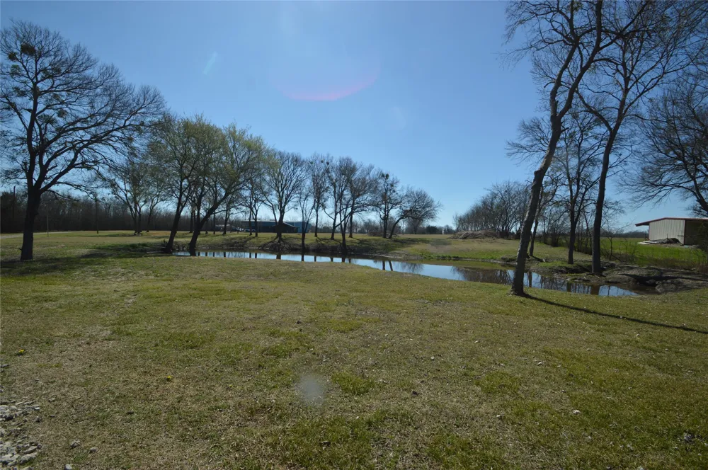 4881 White Rock Lone Oak, TX 75453