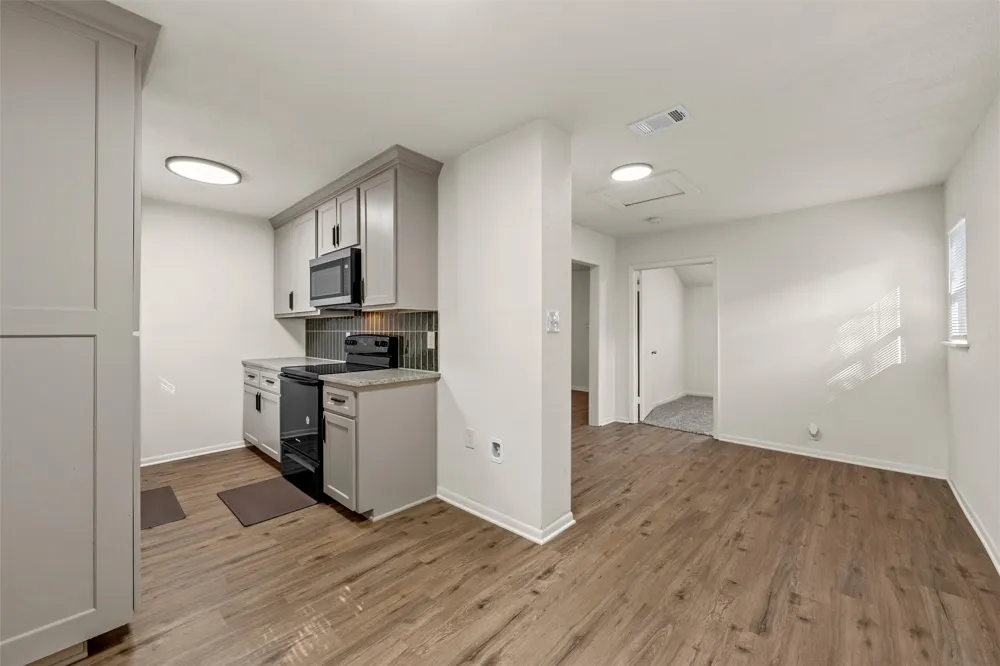 2112 Lasker Avenue Waco, TX 76707
