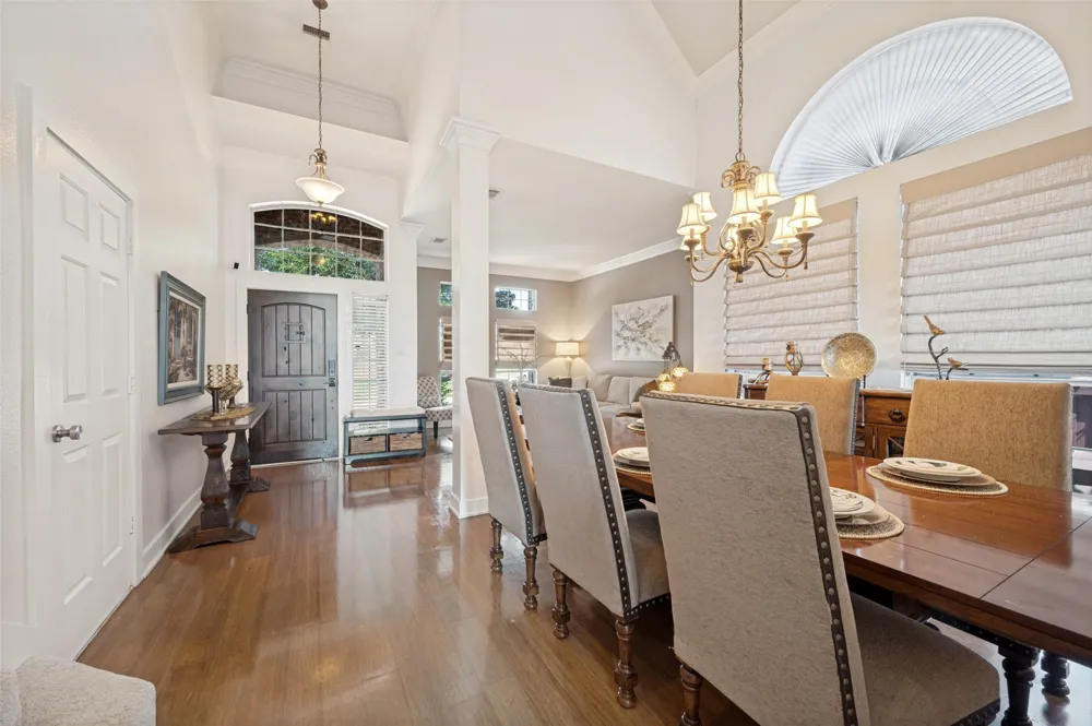 8524 Wellington Point Drive Irving, TX 75063