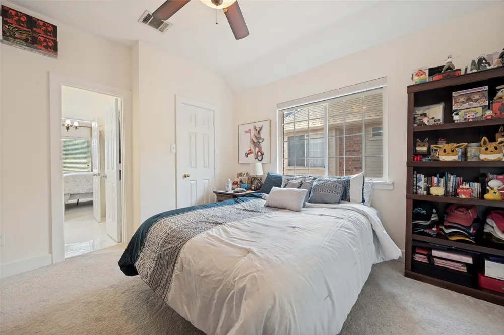 8524 Wellington Point Drive Irving, TX 75063