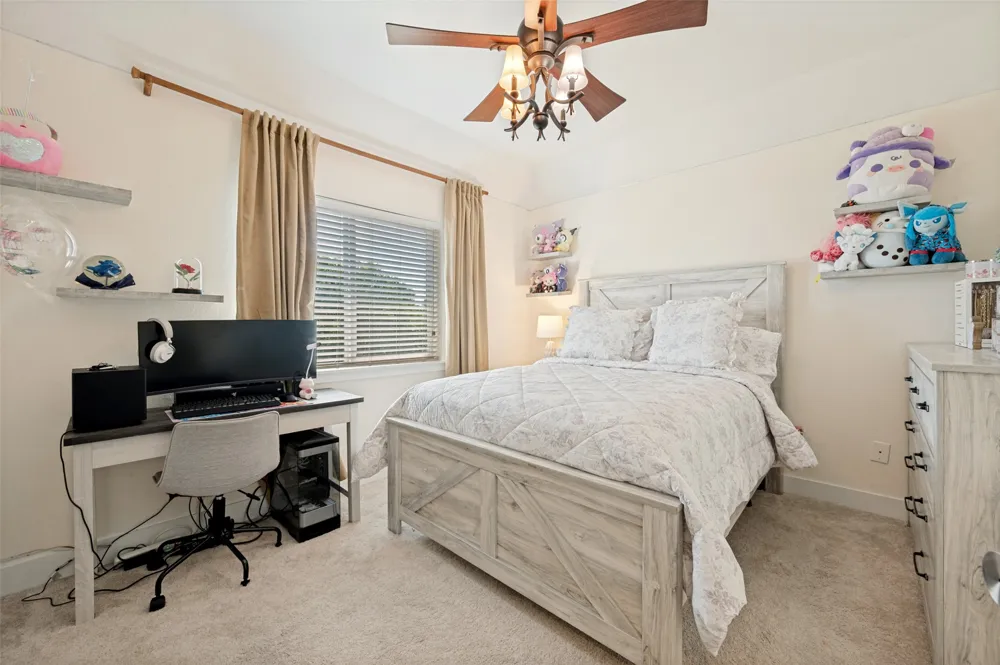 8524 Wellington Point Drive Irving, TX 75063