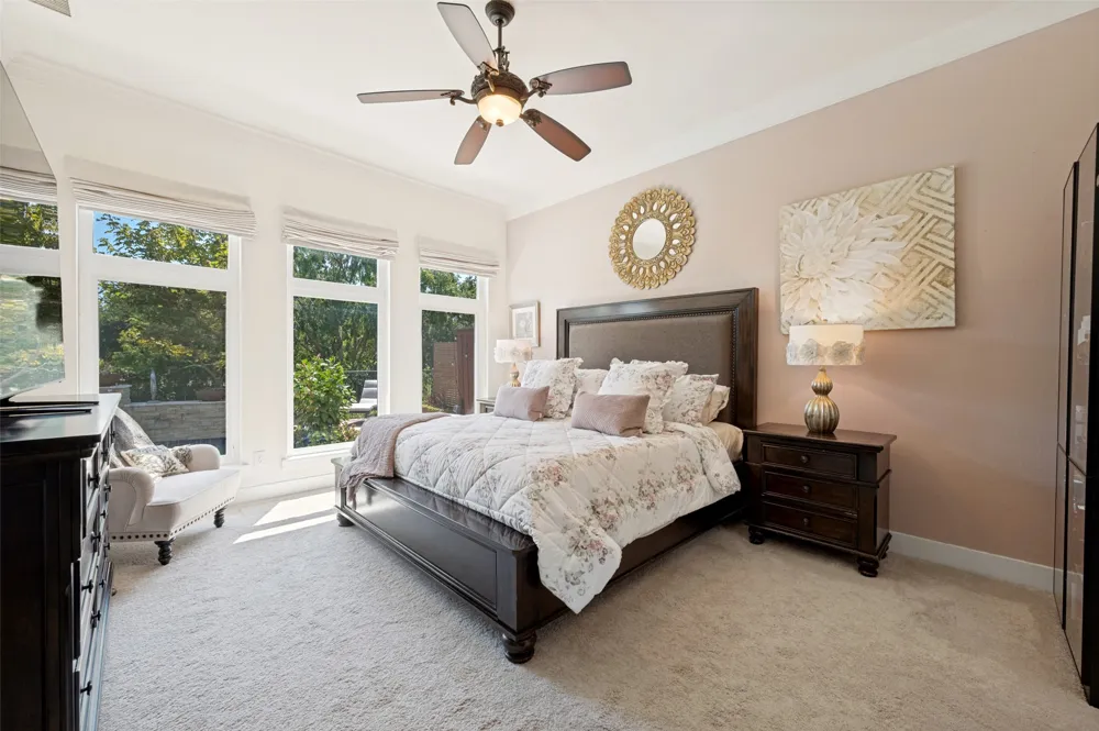 8524 Wellington Point Drive Irving, TX 75063