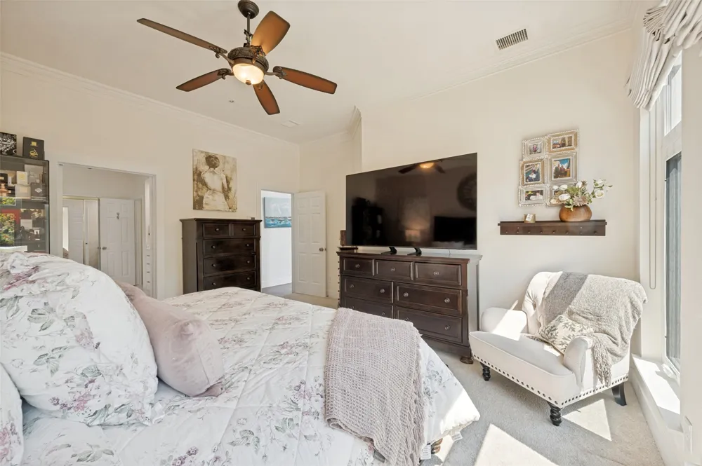 8524 Wellington Point Drive Irving, TX 75063