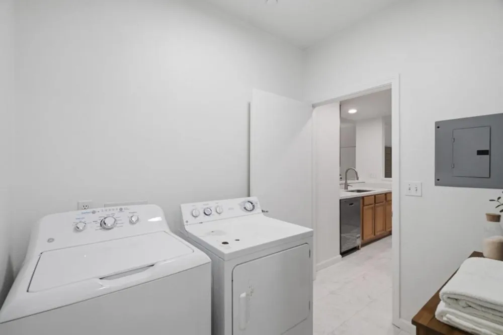 613 Arcadia Terrace #102 Sunnyvale, CA 94085